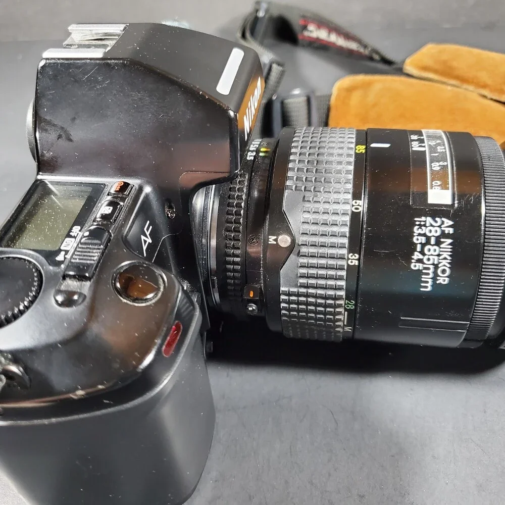 Vtg Nikon AF N8008 35mm SLR Film Camera, AF Nikkor 28-85mm Lens, Tested Working